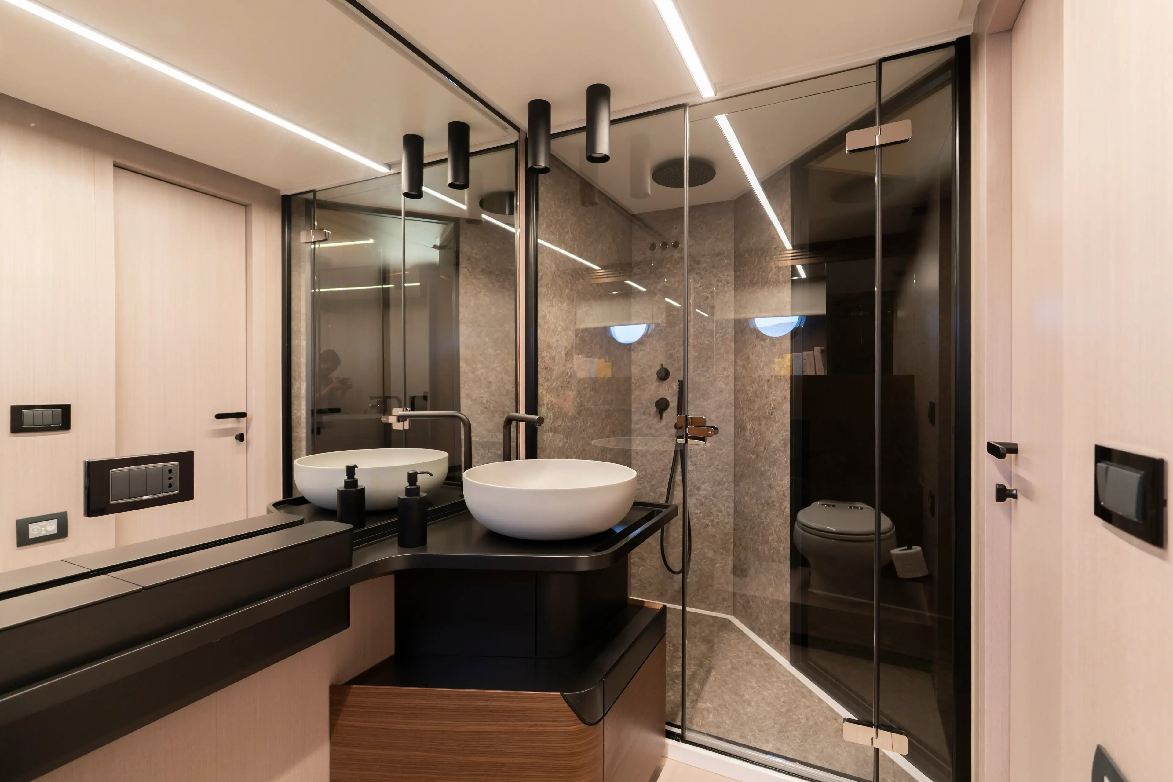 Felicita thumbnail 33