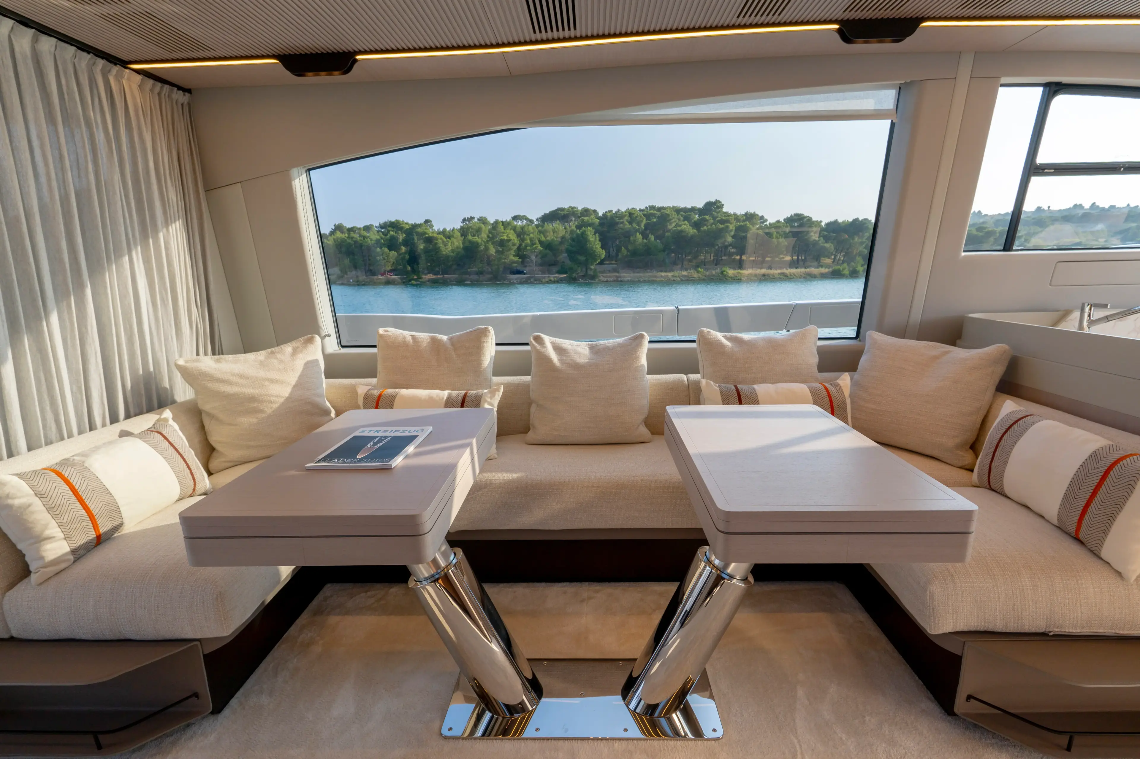 Felicita thumbnail 73