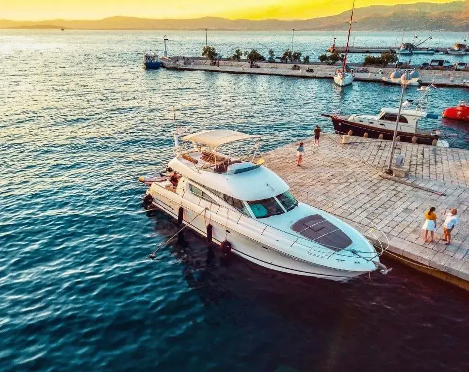 UNPLUGGED thumbnail 8