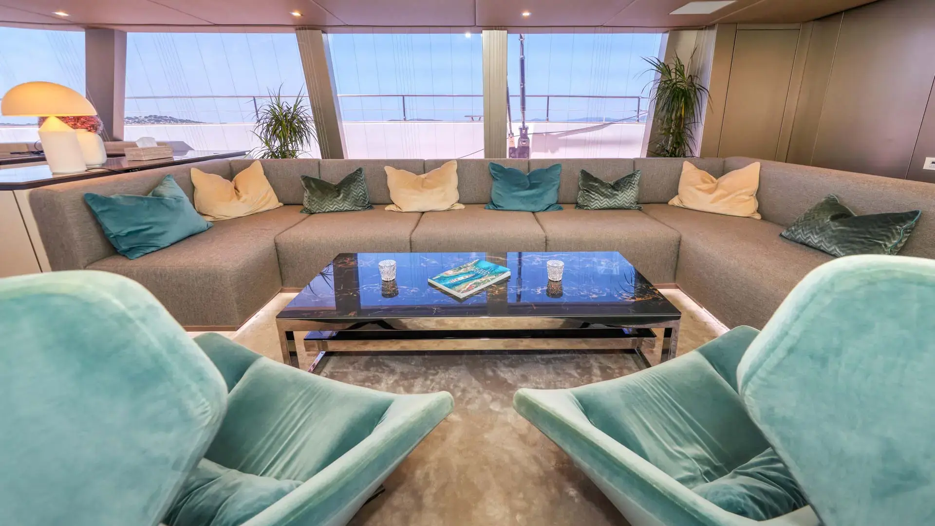 Honeybird thumbnail 15