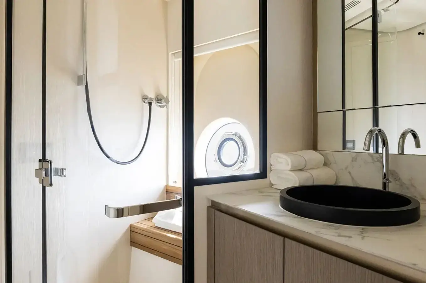 Amparito XIII thumbnail 20