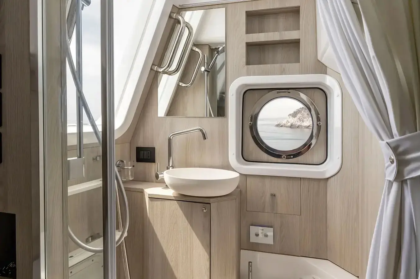 Amparito XIII thumbnail 22