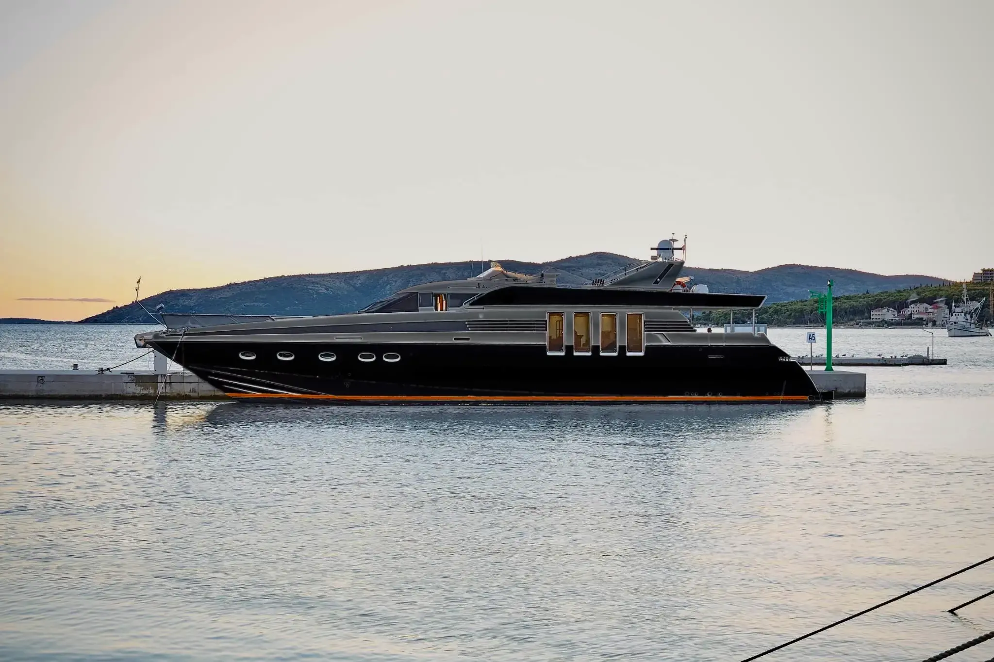 Marshall thumbnail 7