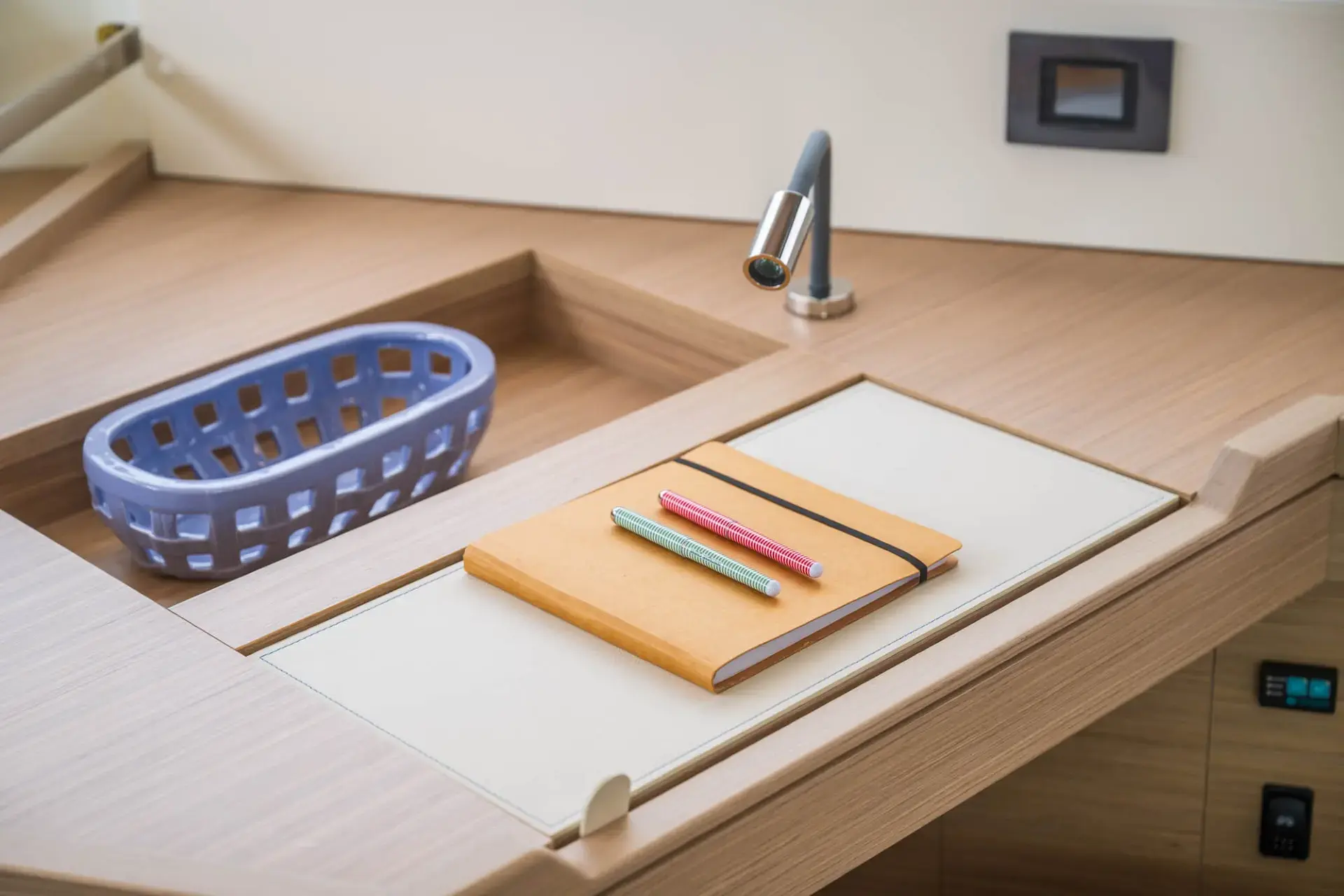 Vanesa - Iconic version thumbnail 9