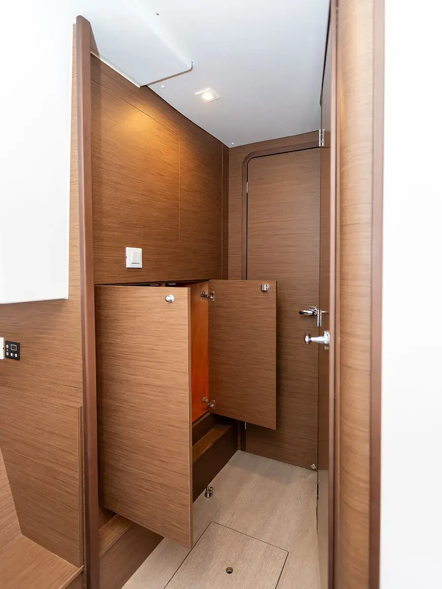 POSEIDON 2021 (air condition, generator) thumbnail 13