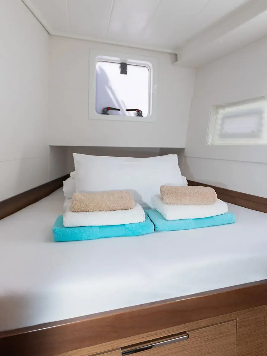 MONARCH 2020 (air condition, generator) thumbnail 19