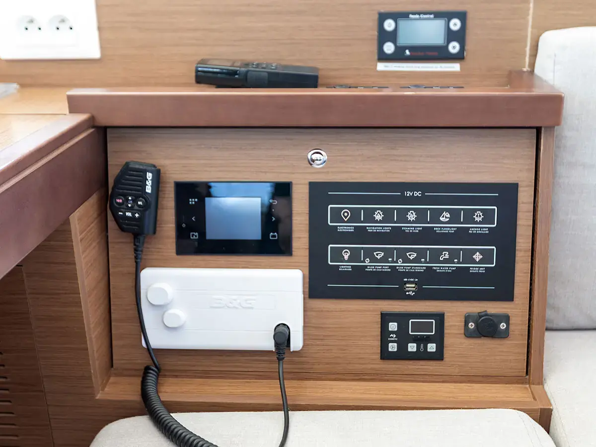 BYE BYE 2020 (air condition, generator) thumbnail 17