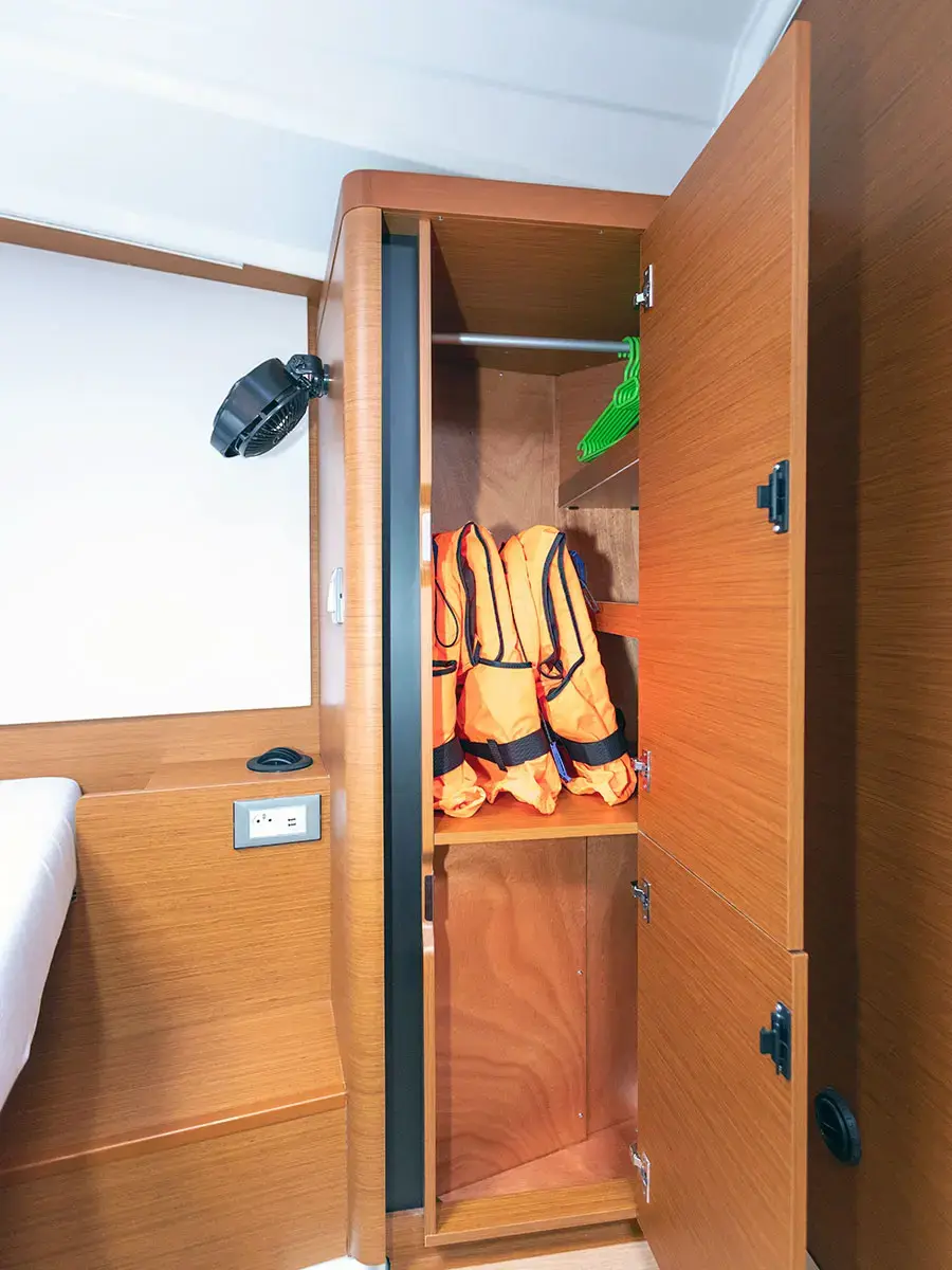 OSKAR  new 2024 (air condition, solar panels) thumbnail 9