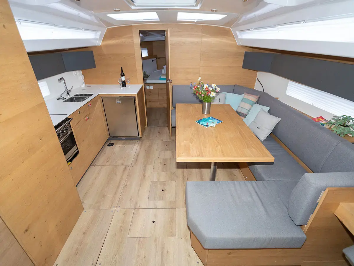 OLLIE new 2024 (air condition, cross-cut dacron sails) thumbnail 3