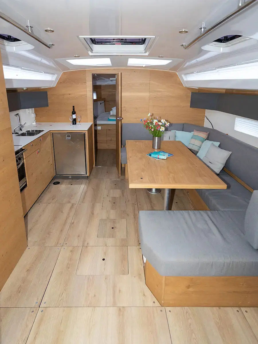 OLLIE new 2024 (air condition, cross-cut dacron sails) thumbnail 6