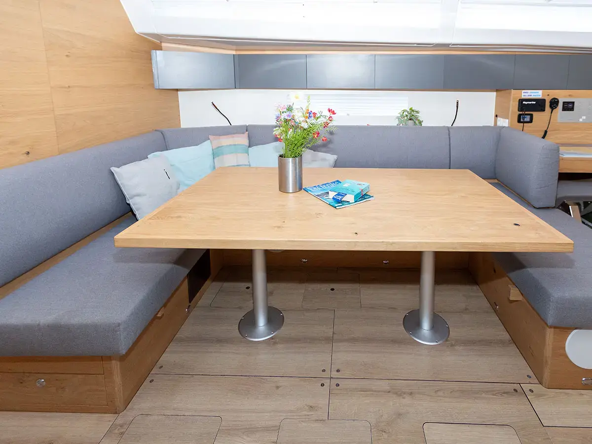 OLLIE new 2024 (air condition, cross-cut dacron sails) thumbnail 14