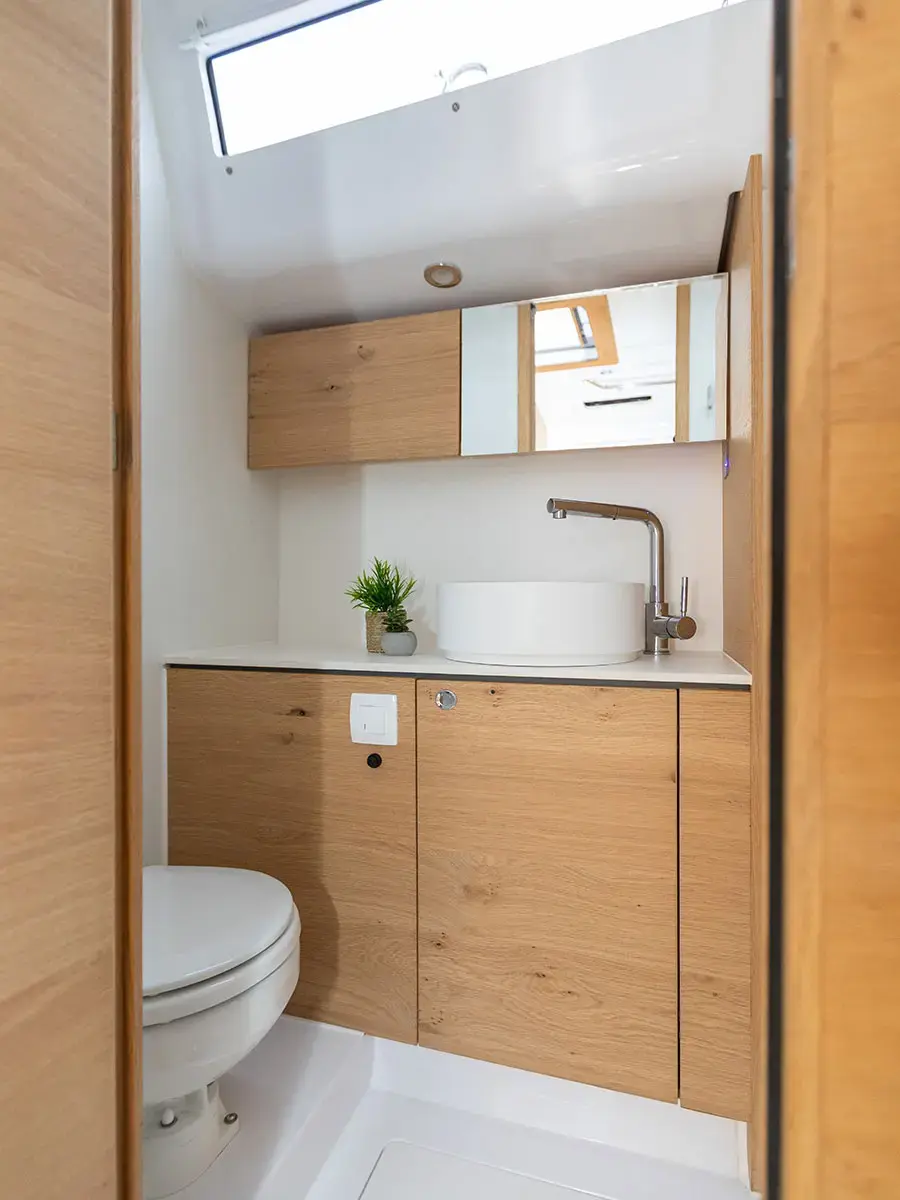 OLLIE new 2024 (air condition, cross-cut dacron sails) thumbnail 17