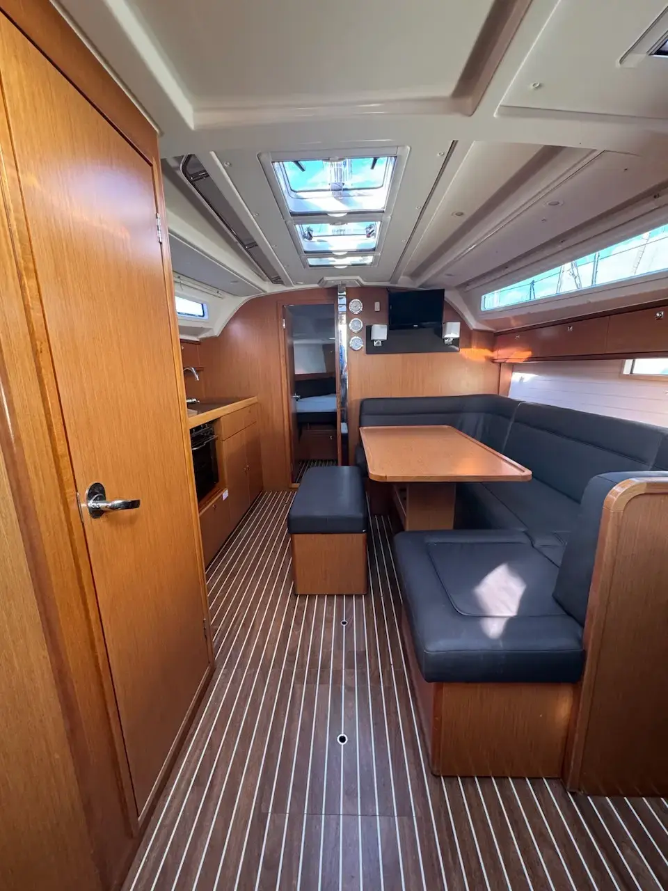 Maestral thumbnail 6