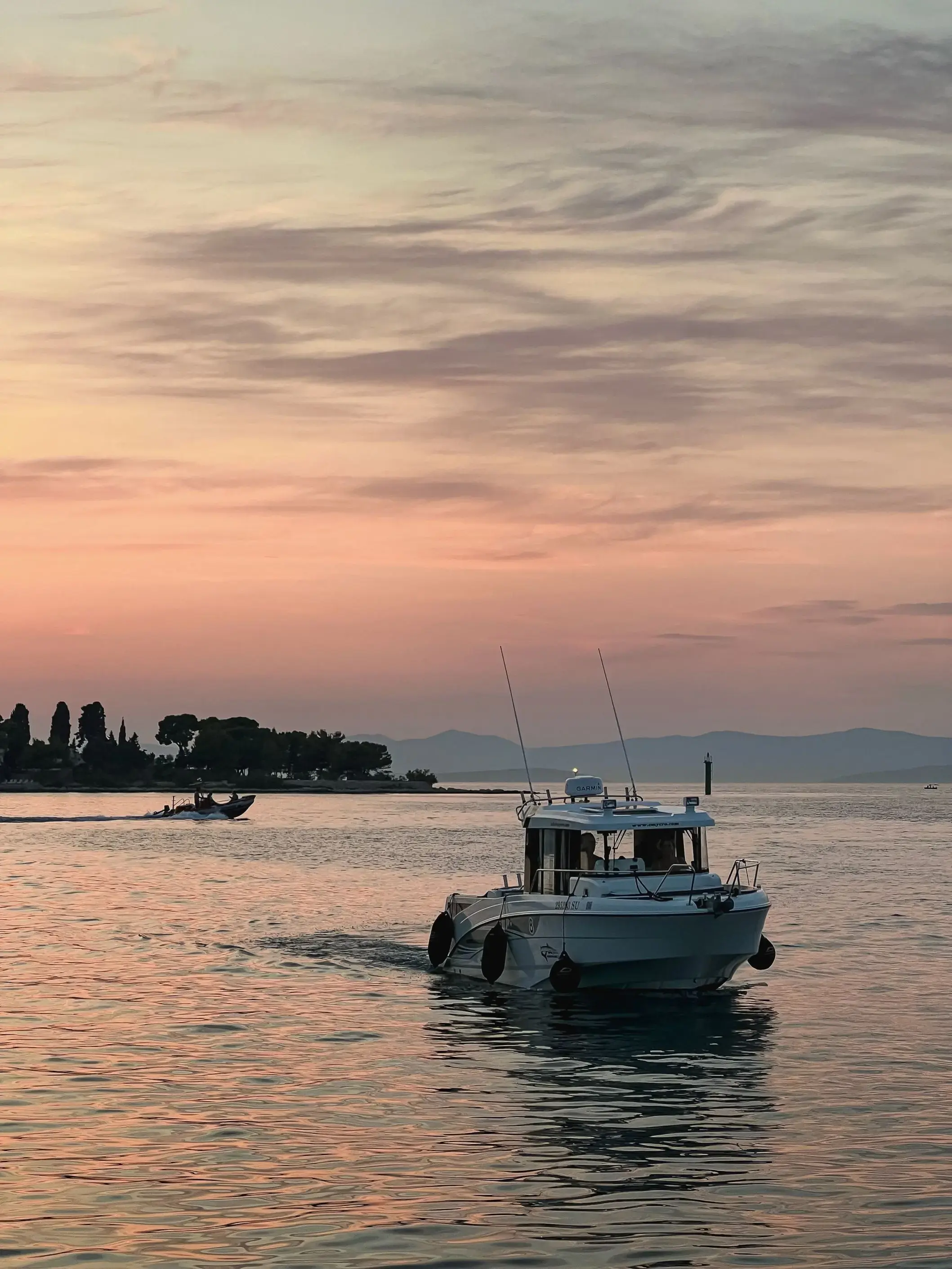 Whisper thumbnail 21