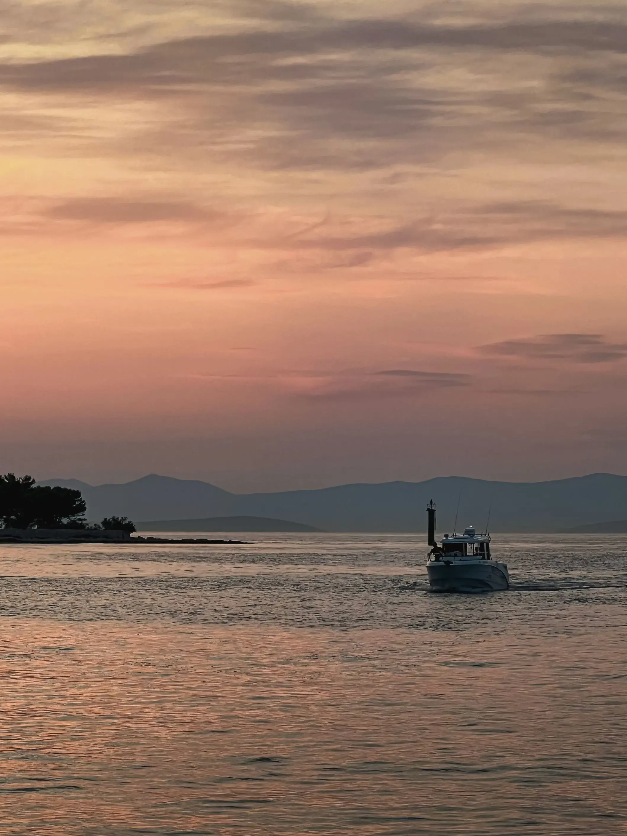 Whisper thumbnail 22