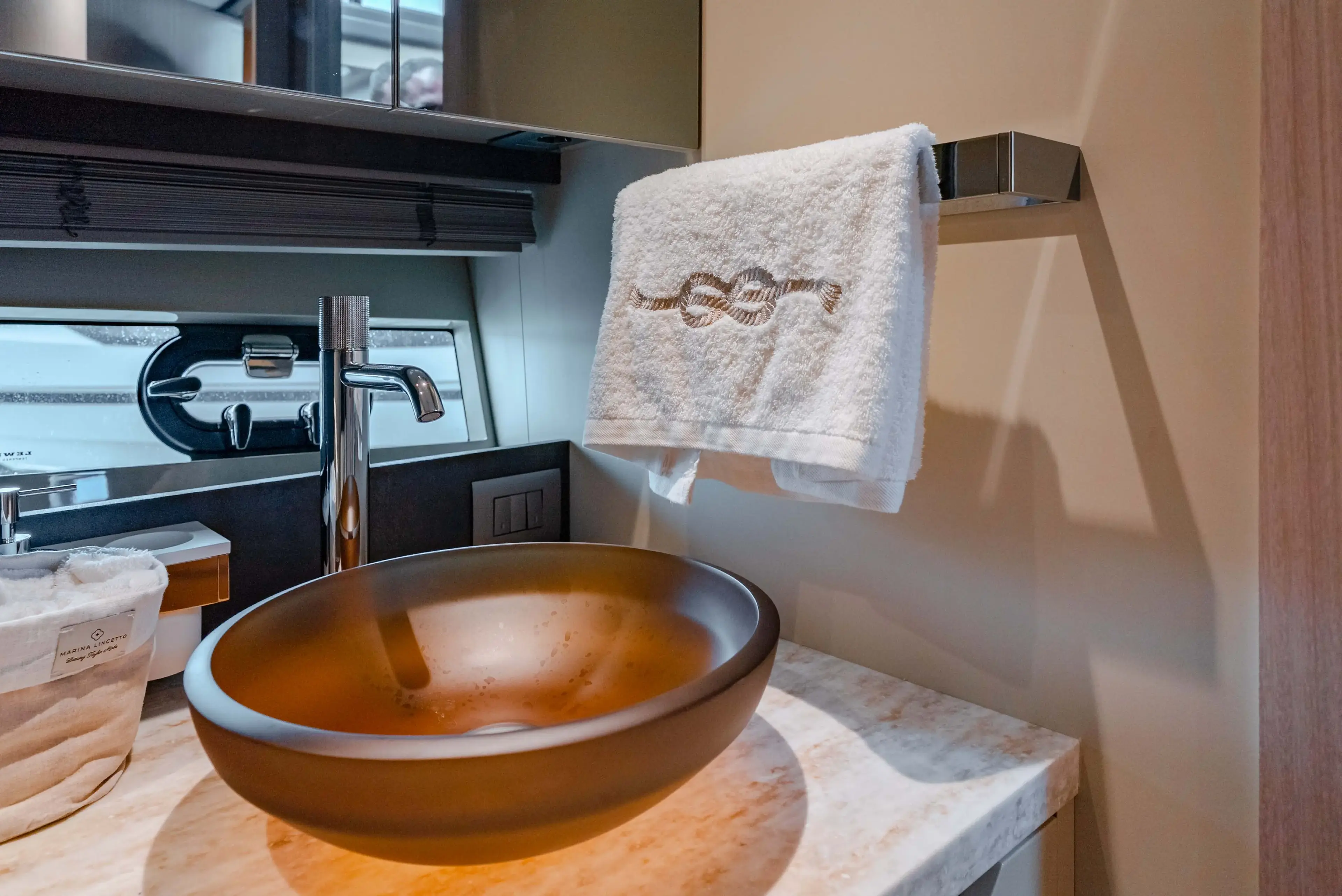 Supernova thumbnail 25