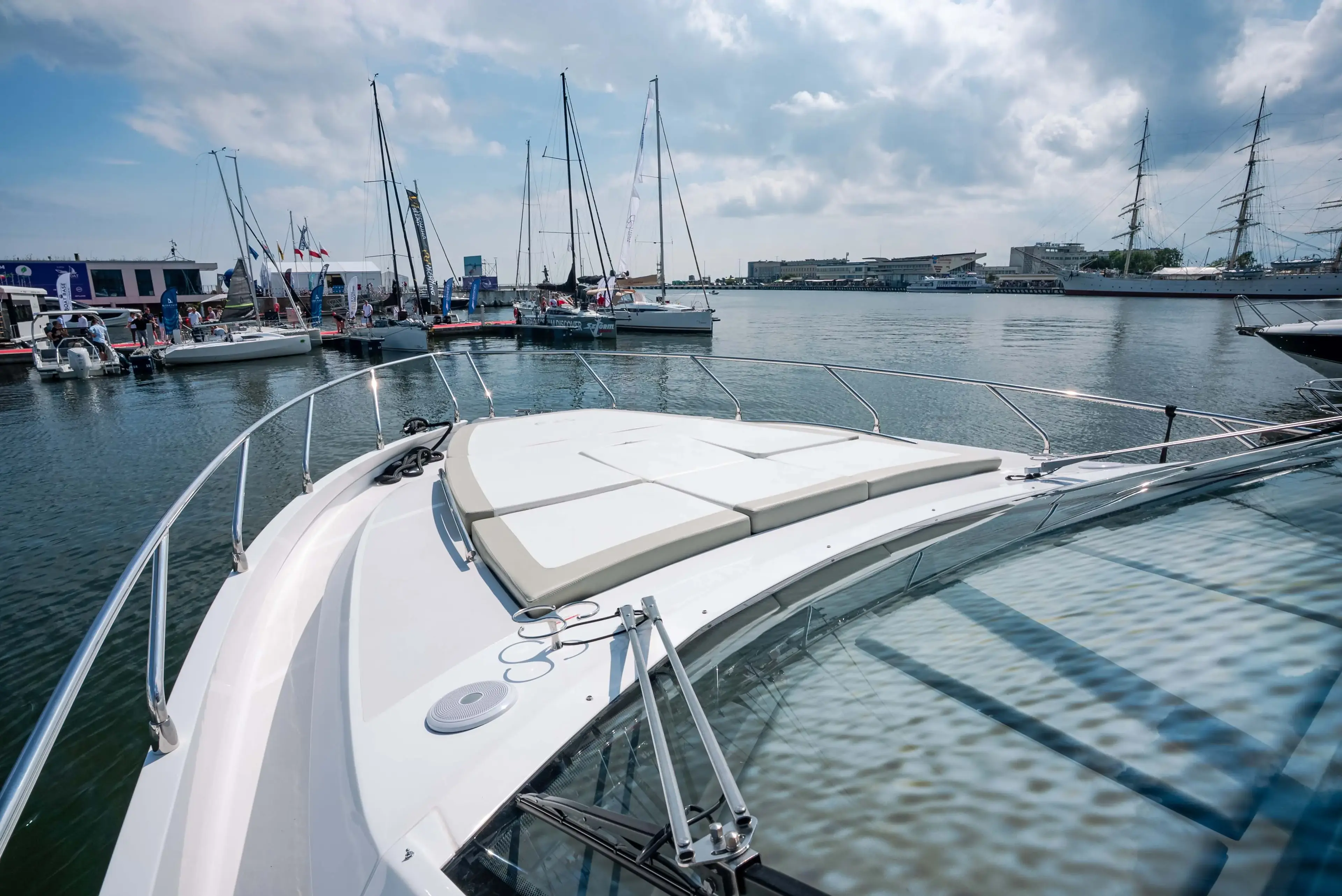 Supernova thumbnail 8