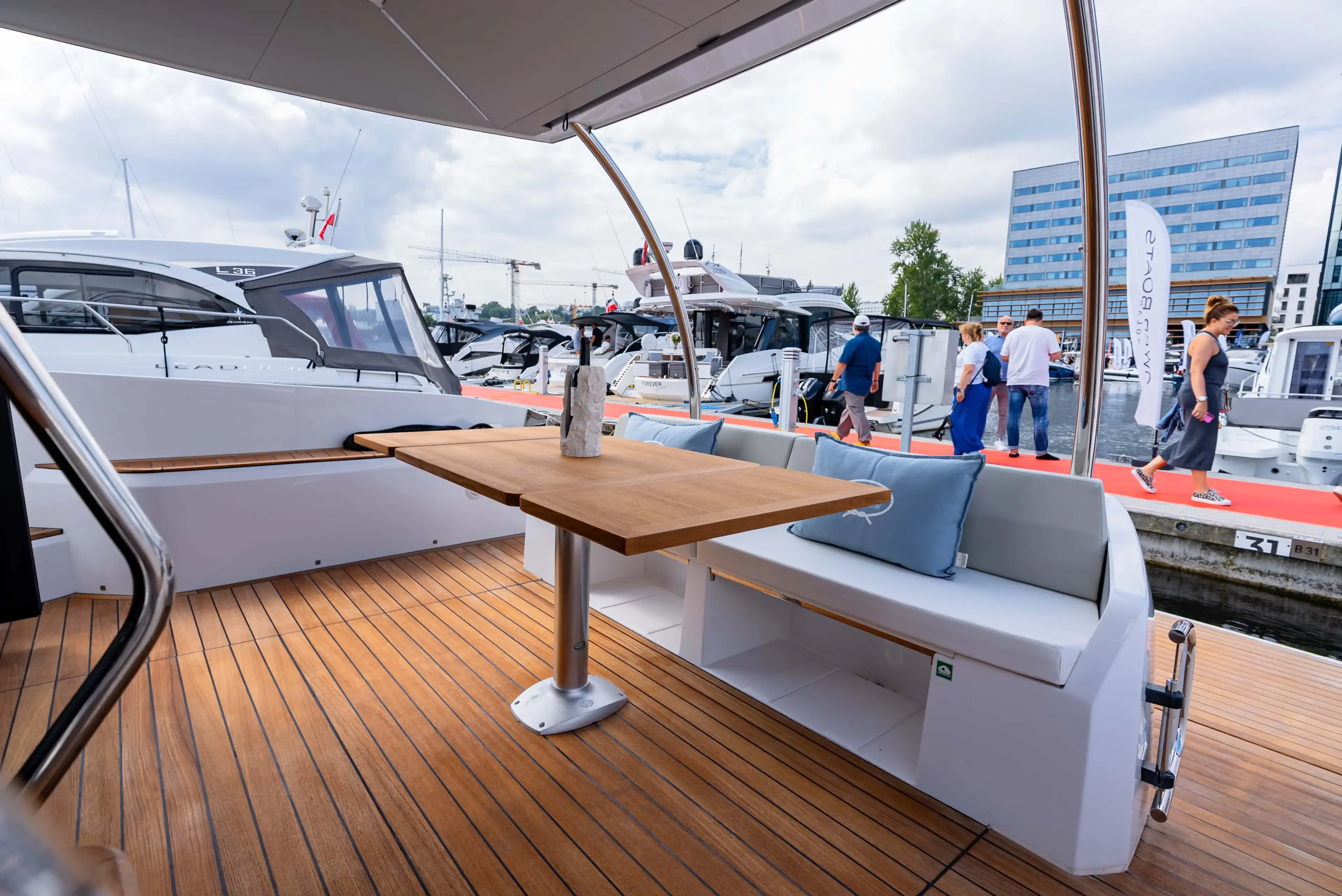 Supernova thumbnail 11