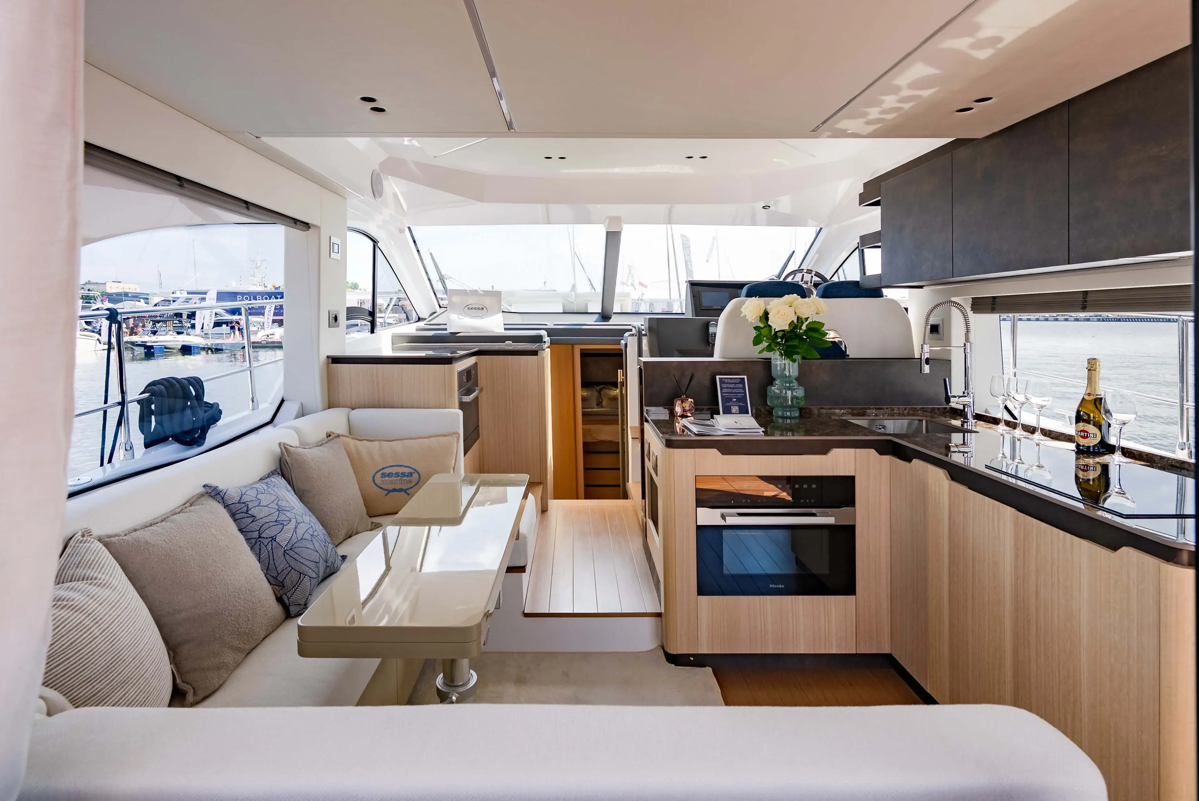 Supernova thumbnail 3