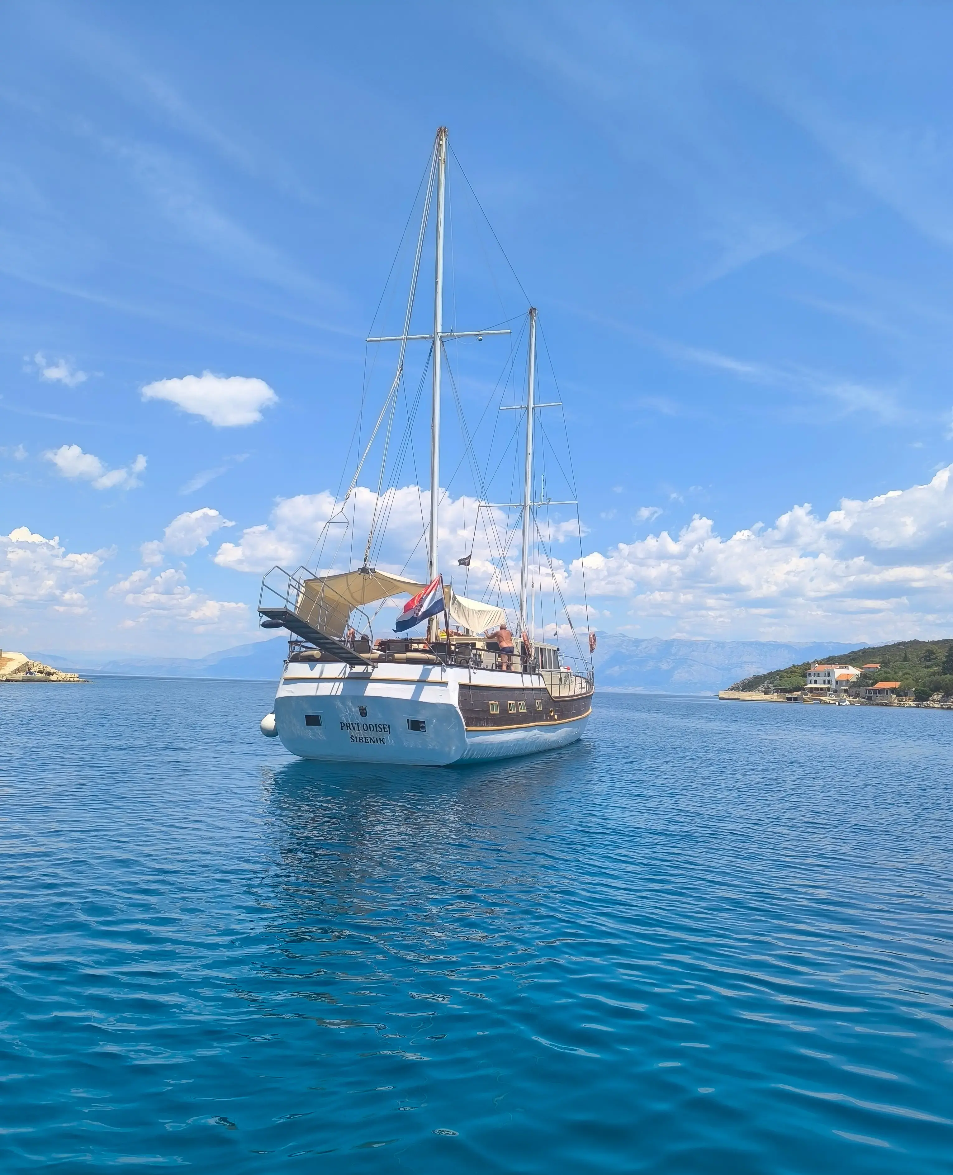 Premium thumbnail 26