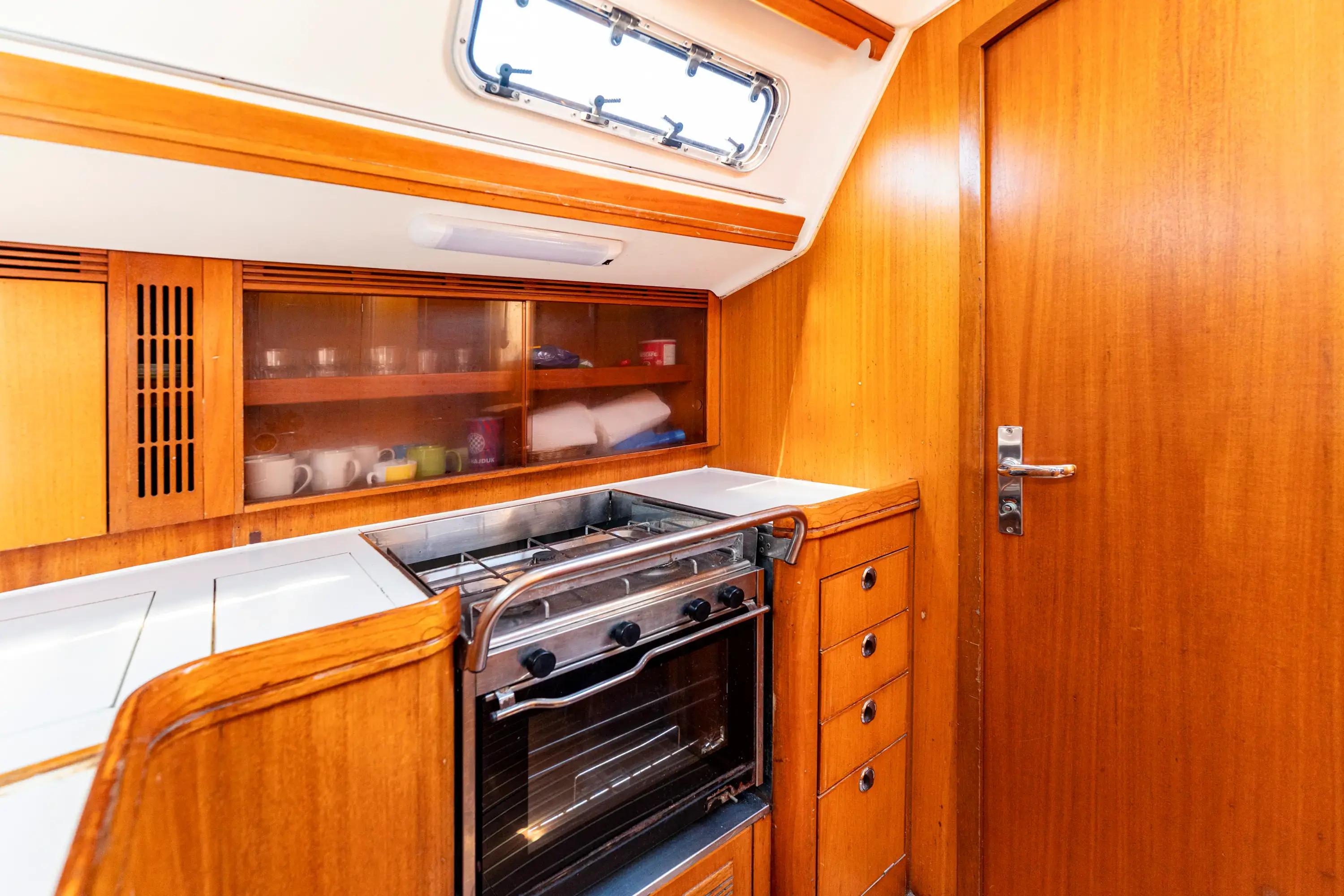 Classic thumbnail 16