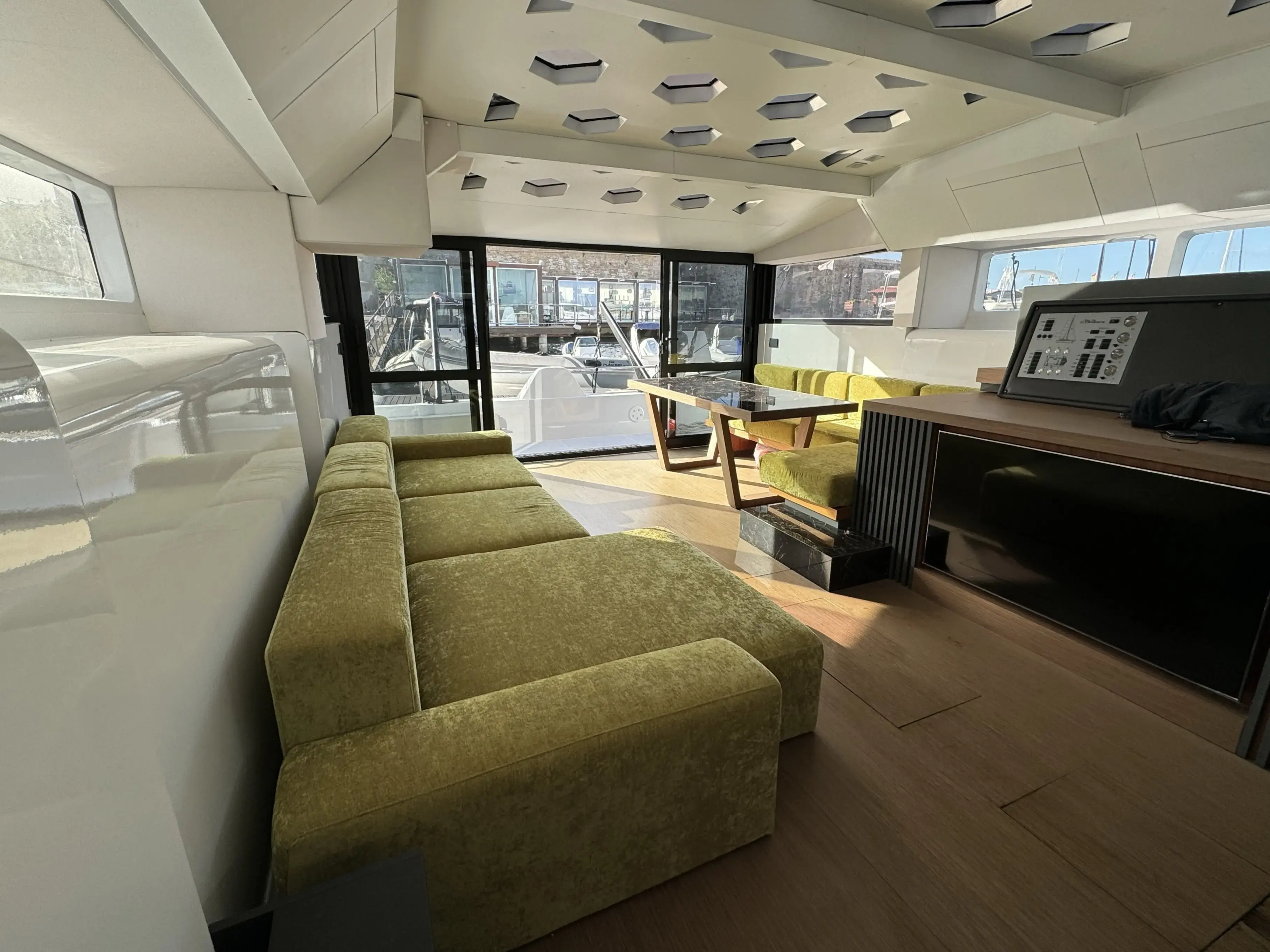 Veronchie thumbnail 11