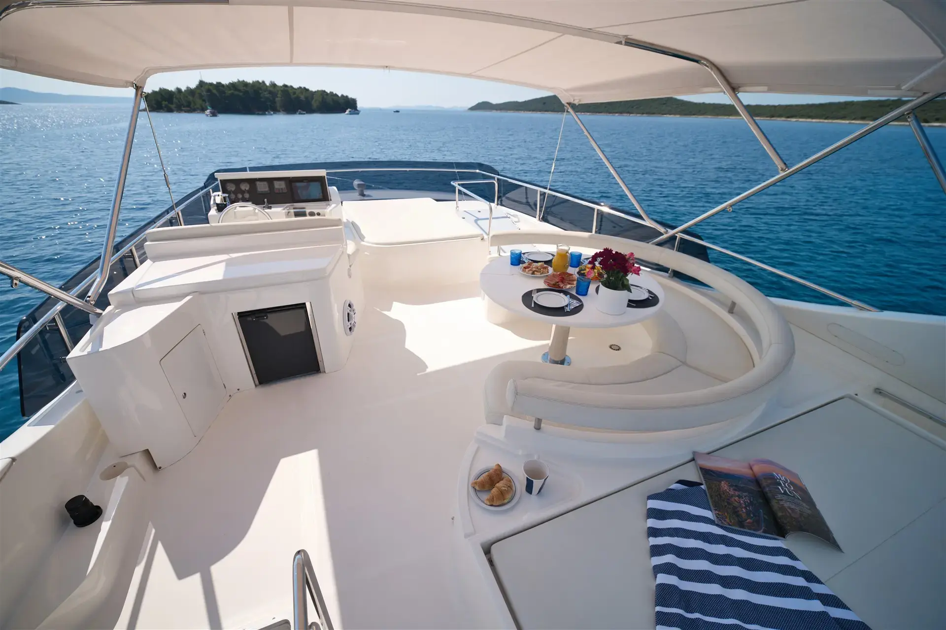 Dominique thumbnail 24