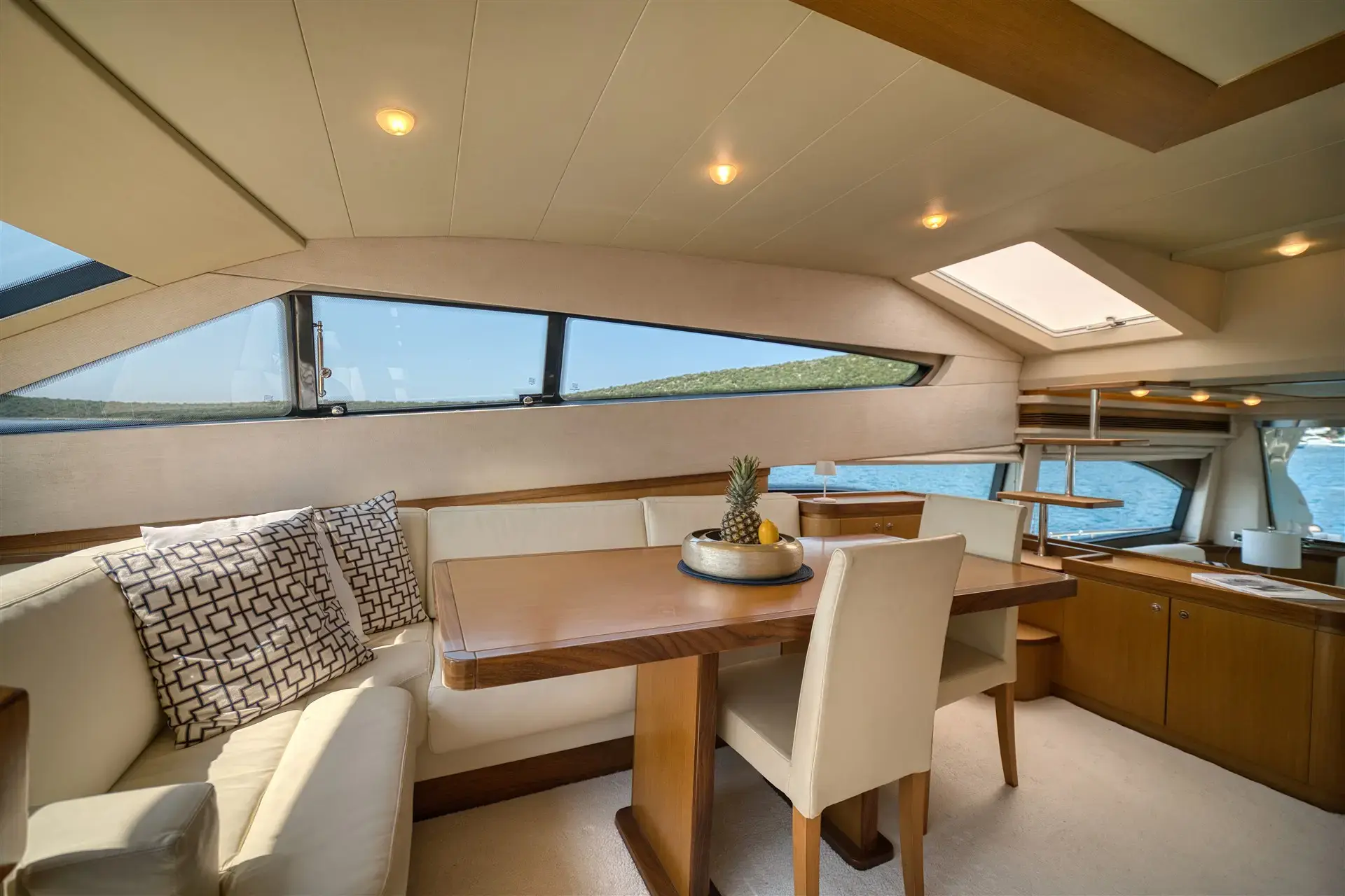 Dominique thumbnail 57