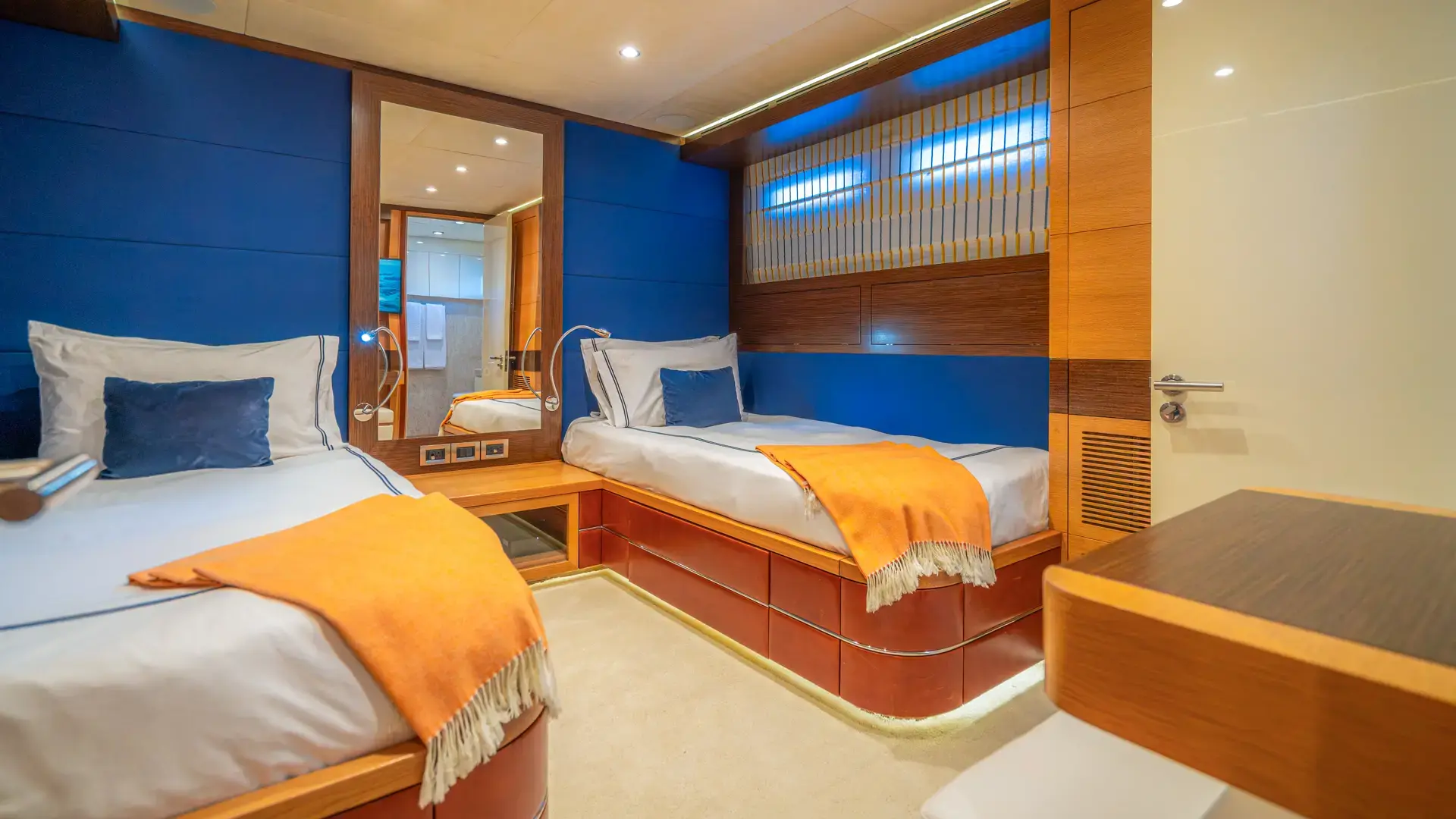 Silent World thumbnail 32