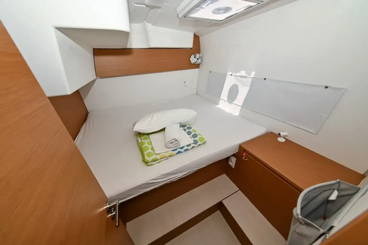 ISLAND BLUE V thumbnail 42