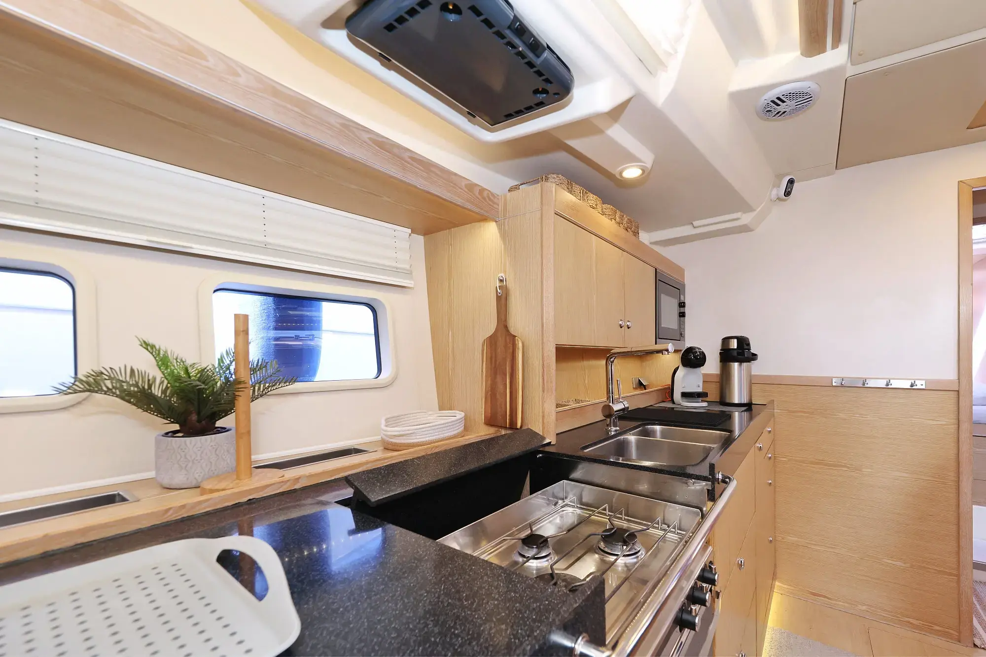 AMETHYST thumbnail 41