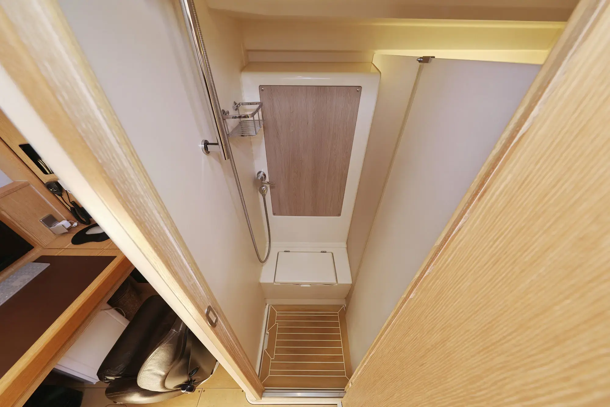 AMETHYST thumbnail 56