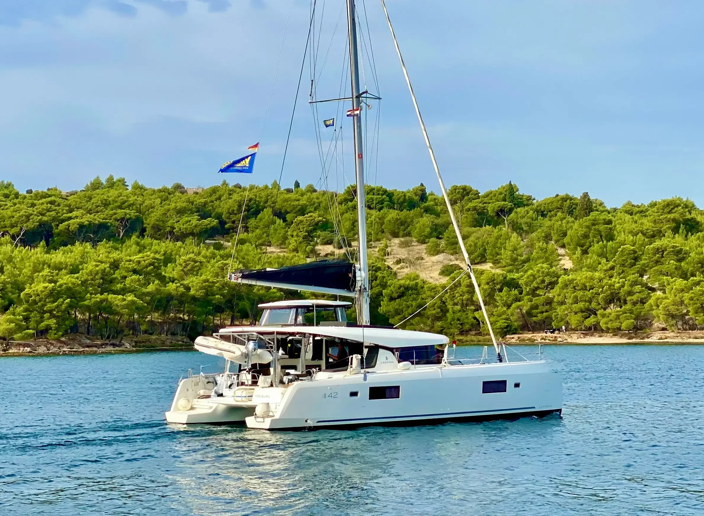 GRAND DELUXE III thumbnail 6