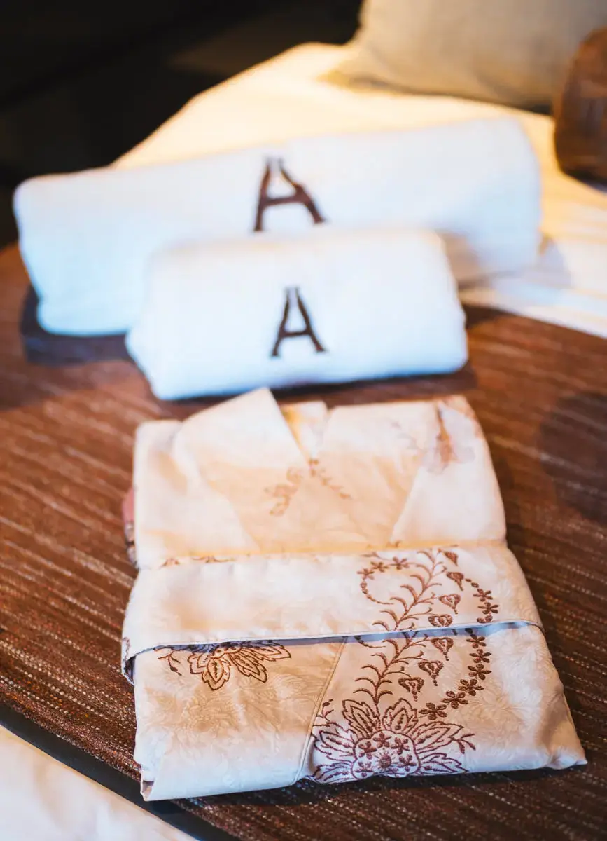 AMBER ONE  thumbnail 105