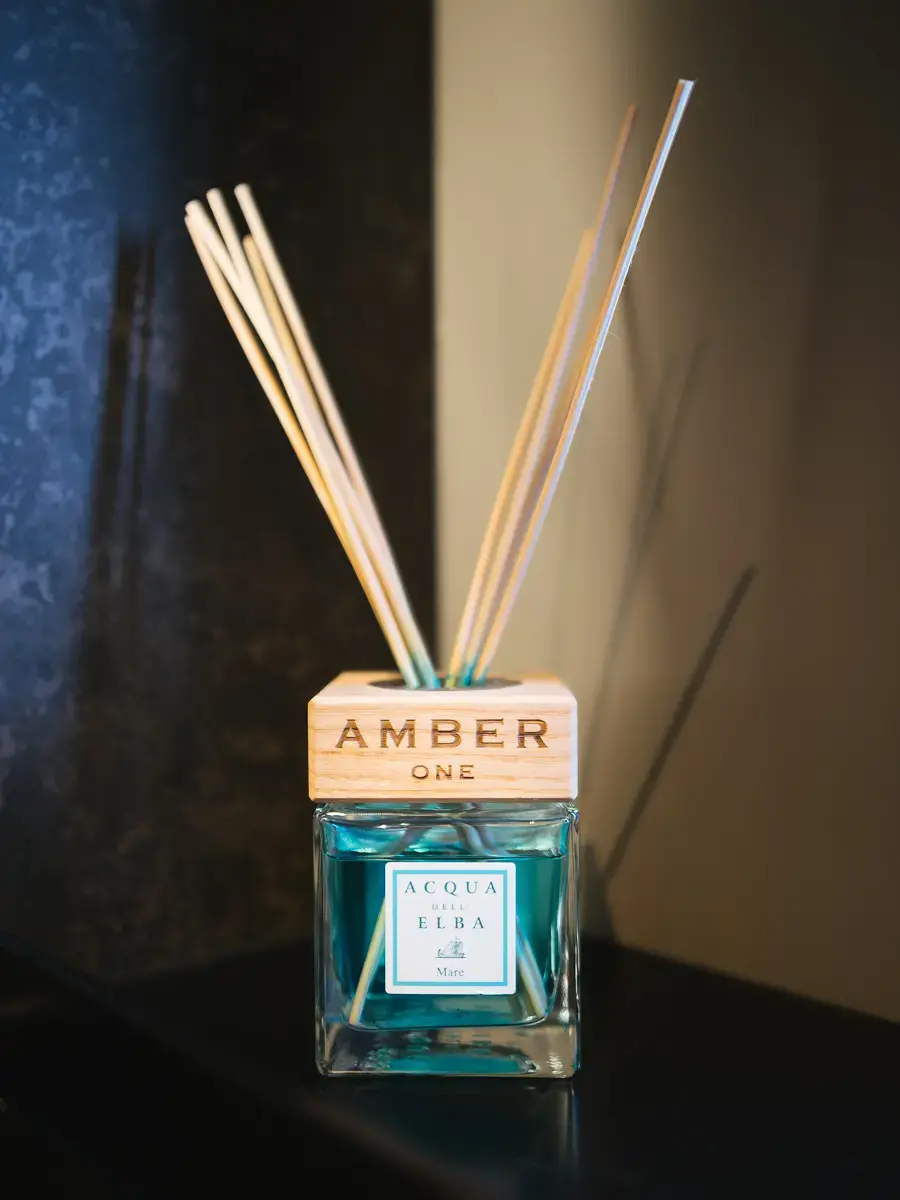 AMBER ONE  thumbnail 114