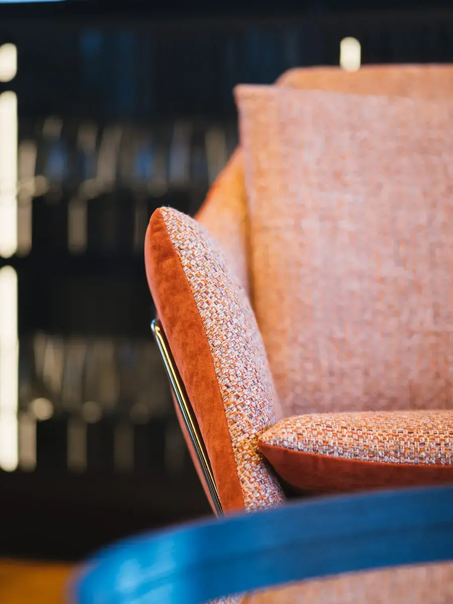 AMBER ONE  thumbnail 130