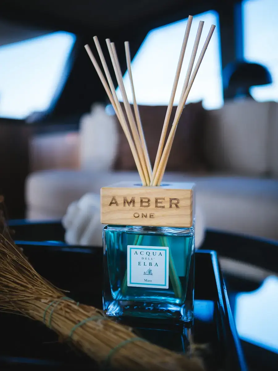 AMBER ONE  thumbnail 44