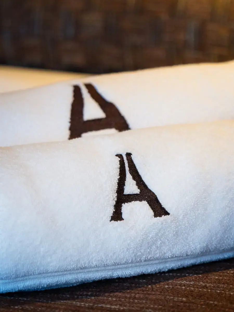 AMBER ONE  thumbnail 59