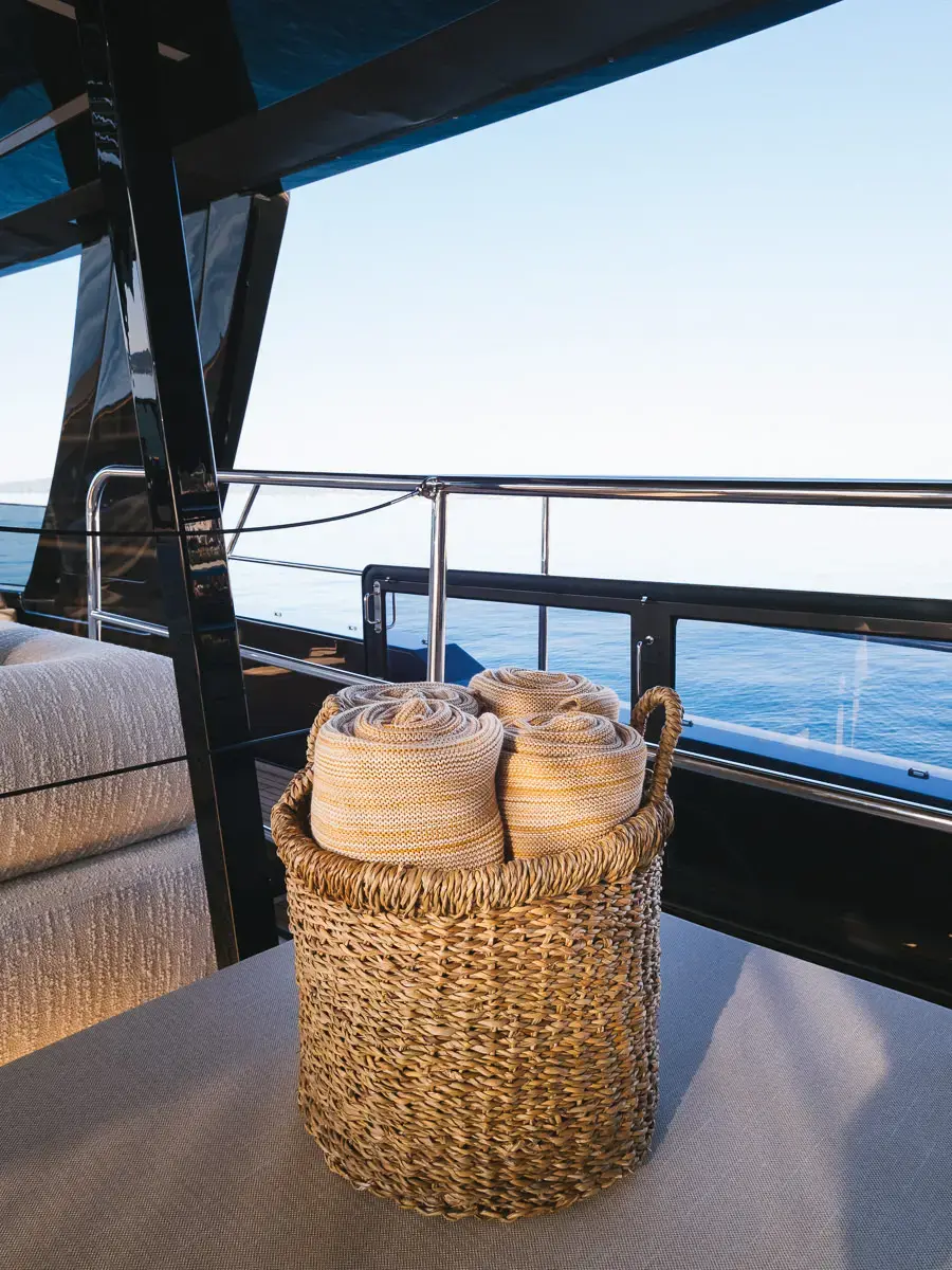 AMBER ONE  thumbnail 144