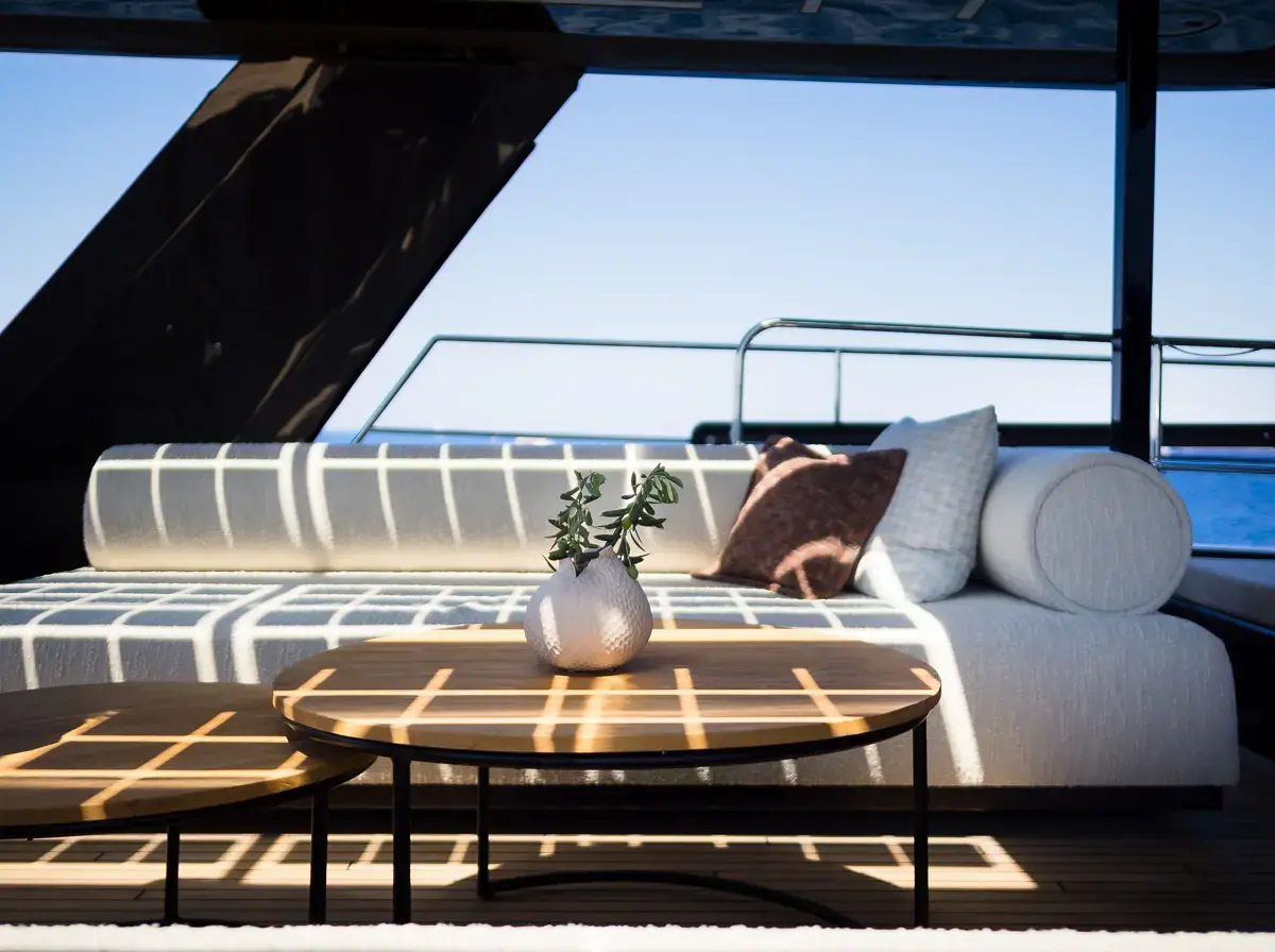 AMBER ONE  thumbnail 7