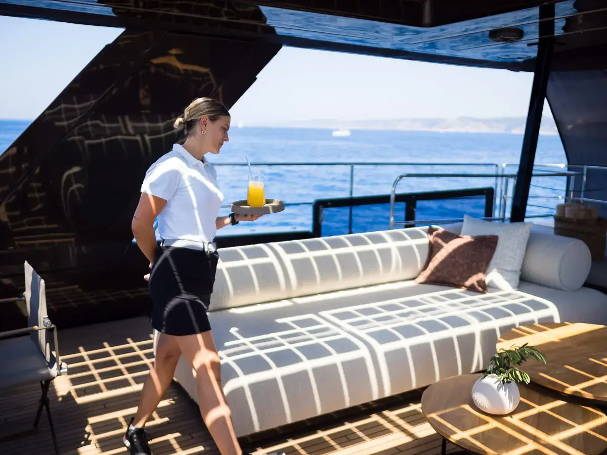 AMBER ONE  thumbnail 9