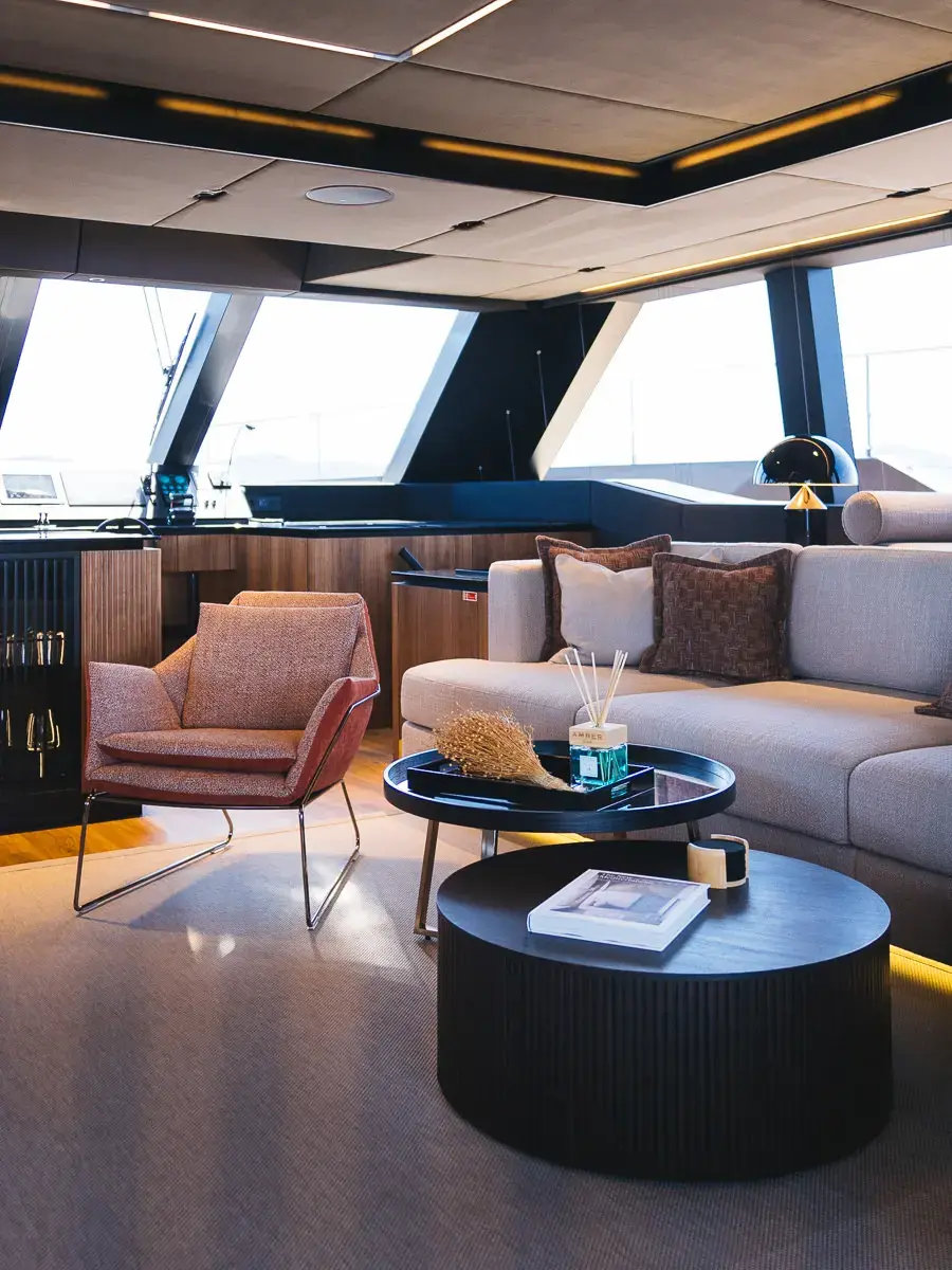 AMBER ONE  thumbnail 32