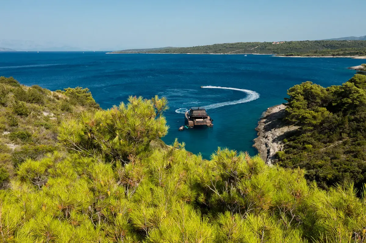 AMBER ONE  thumbnail 46