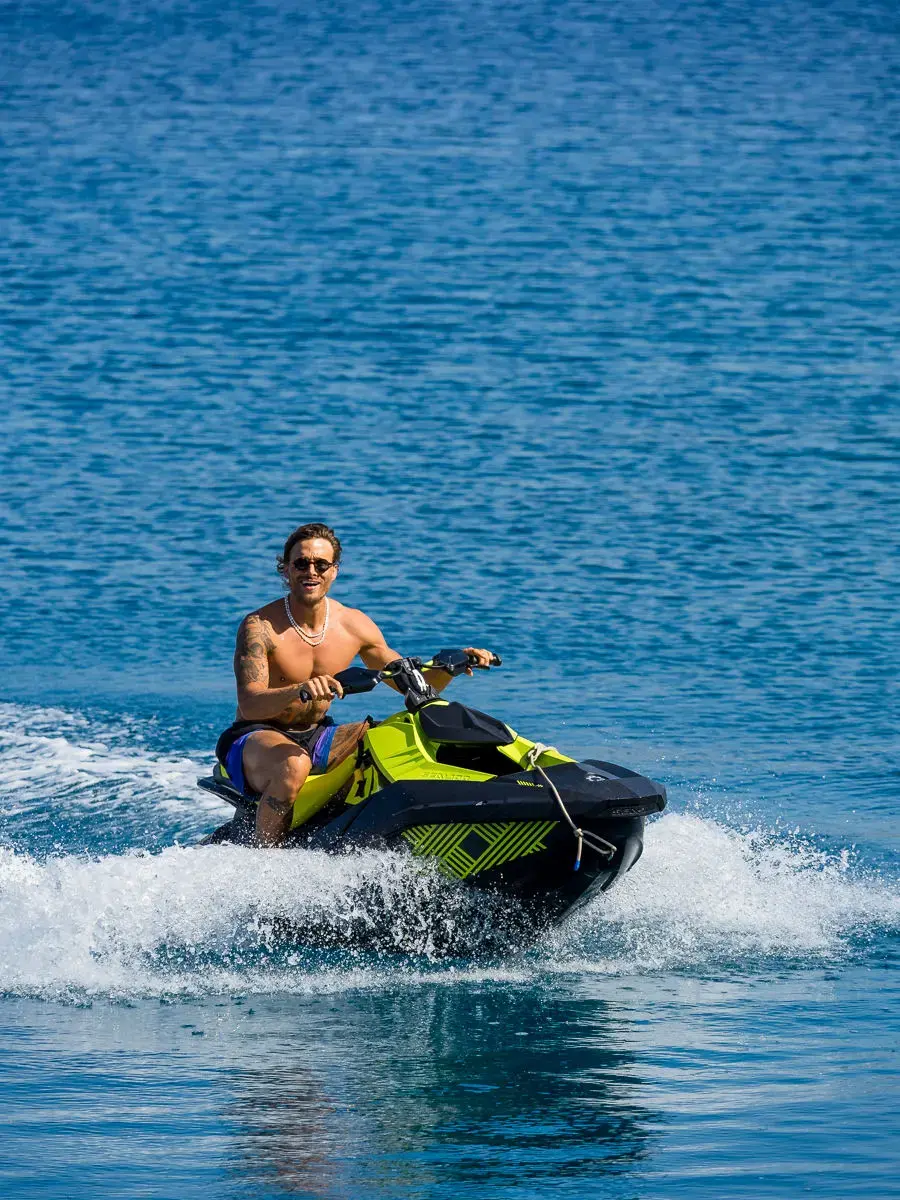 AMBER ONE  thumbnail 57