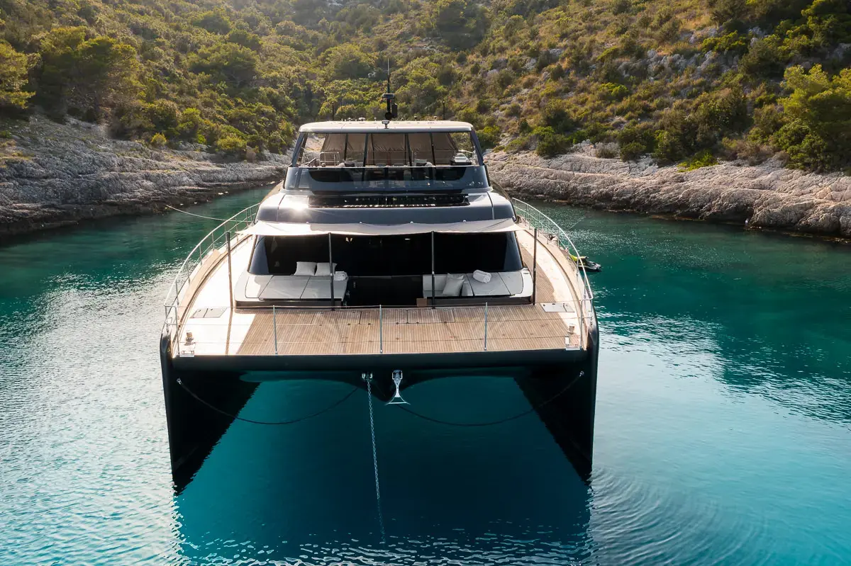 AMBER ONE  thumbnail 60