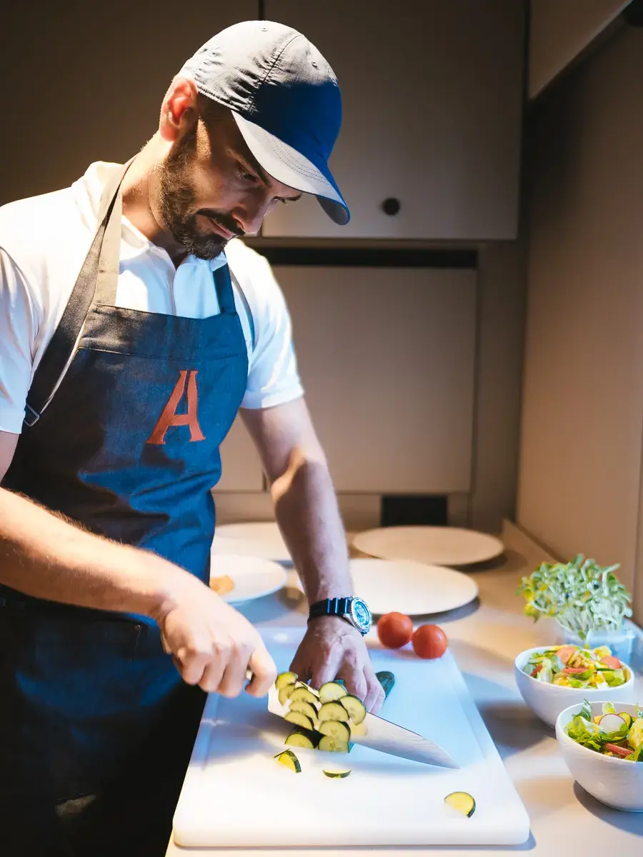 AMBER ONE  thumbnail 64