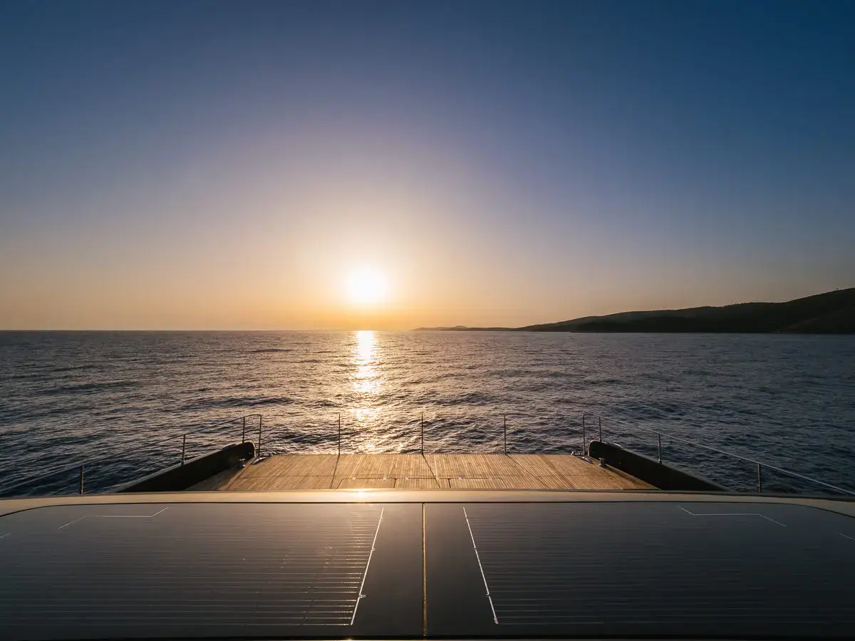 AMBER ONE  thumbnail 71