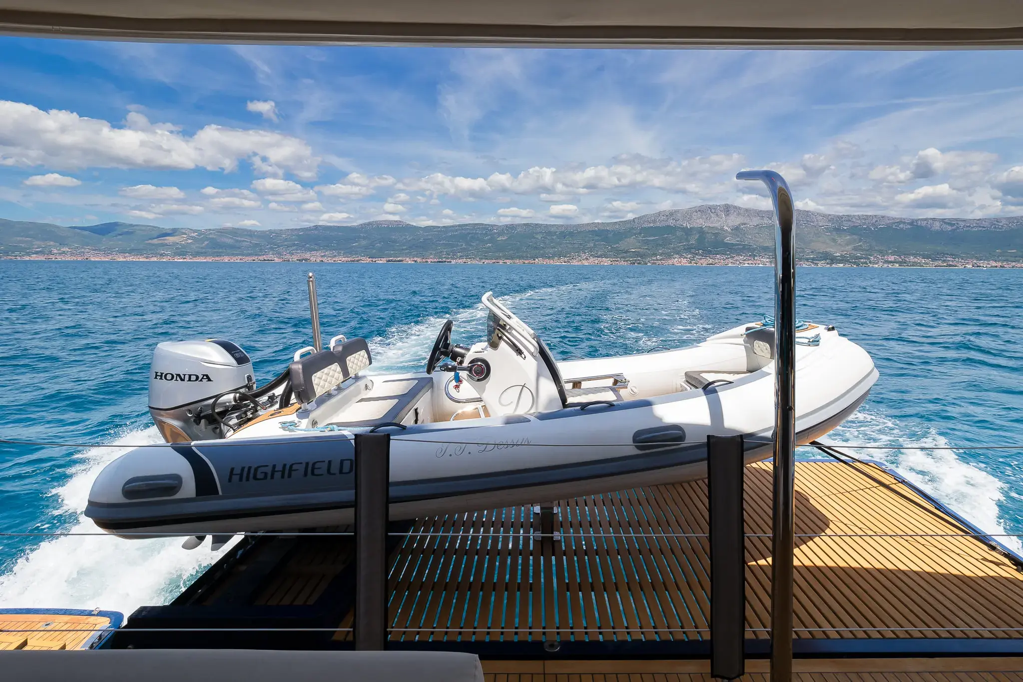 DESSUS thumbnail 104