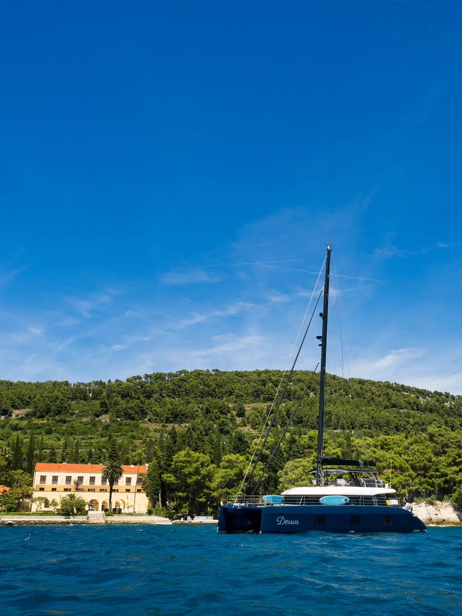 DESSUS thumbnail 125