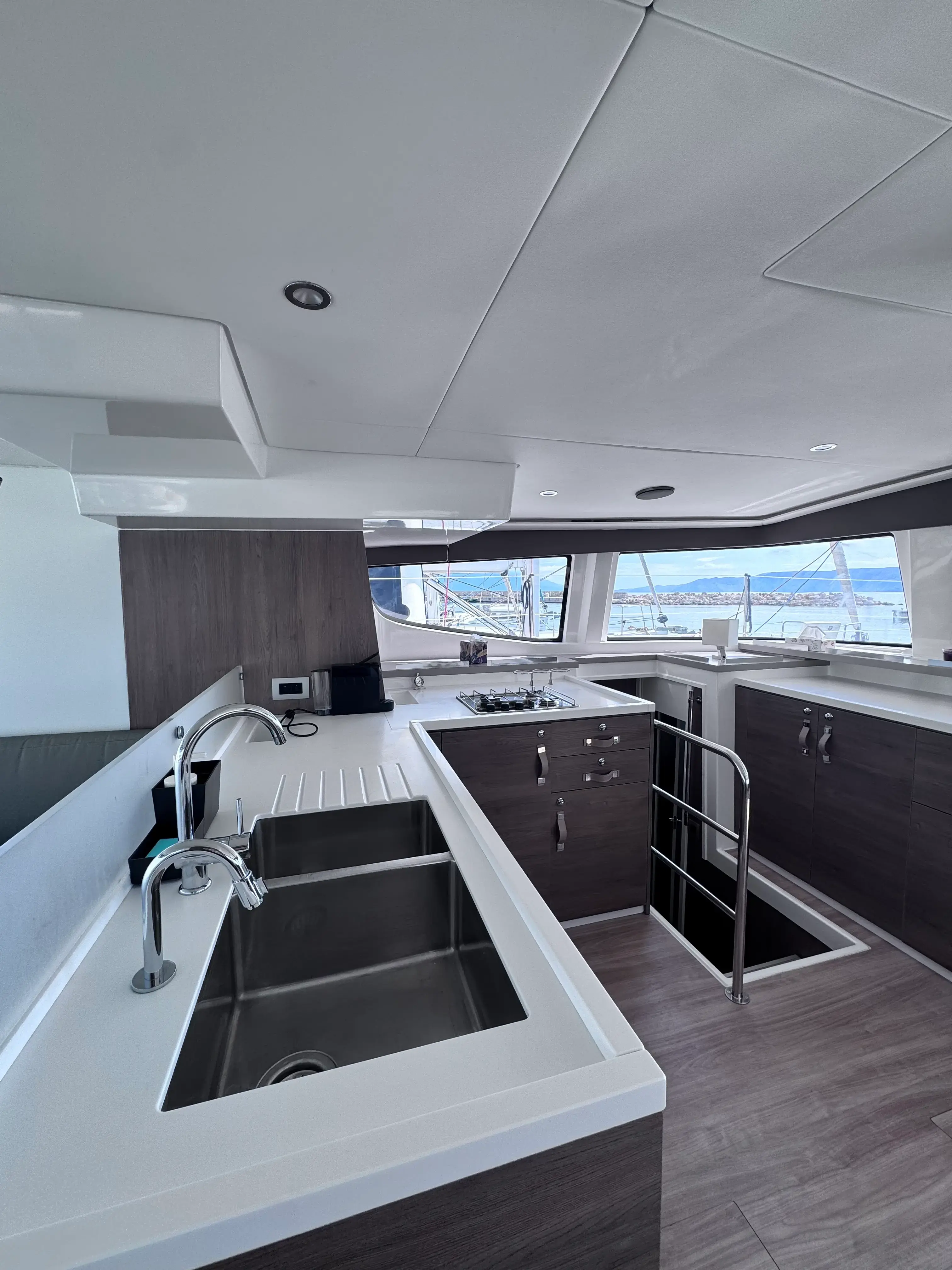 MY QUEEN thumbnail 17